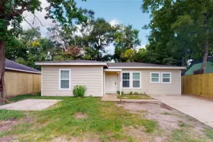 7346 Iwo Jima Rd, Houston, TX 77033 - Photo 1