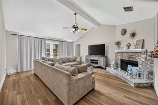 19310 Bristlestar Dr, Katy, TX 77449 - Photo 11