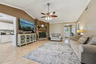 13917 Countryside Street, Santa Fe, TX 77517 - Photo 5
