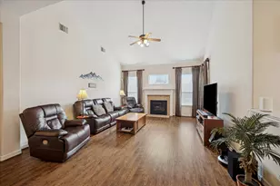 15515 Amber Hollow Ln, Cypress, TX 77429 - Photo 9