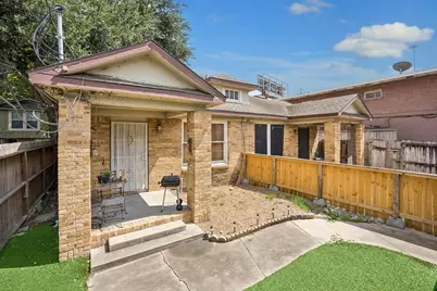 4311 Jack Street, Houston, TX 77006 - Photo 1