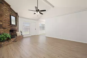 1009 N Amy Dr, Deer Park, TX 77536 - Photo 11