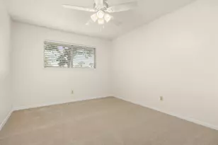 1009 N Amy Dr, Deer Park, TX 77536 - Photo 21