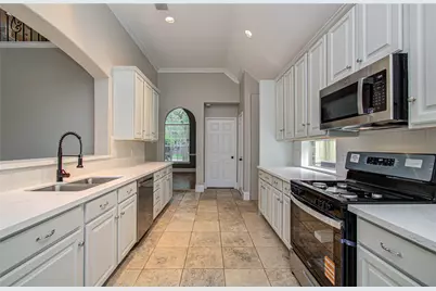 6801 Paigetree Lane, Pearland, TX 77584 - Photo 13