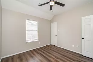 6801 Paigetree Ln, Pearland, TX 77584 - Photo 39