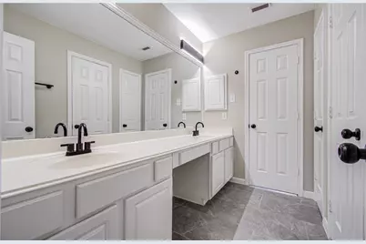 6801 Paigetree Lane, Pearland, TX 77584 - Photo 35