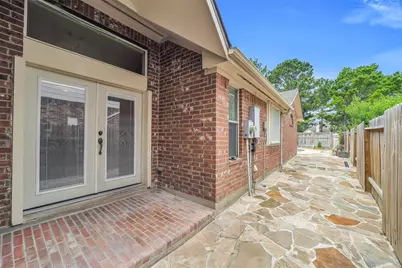 11219 Timbercreek Falls Drive, Houston, TX 77095 - Photo 15
