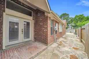 11219 Timbercreek Falls Dr, Houston, TX 77095 - Photo 15