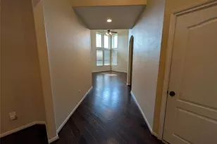 6614 Hunters Creek Ln, Baytown, TX 77521 - Photo 3