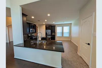 6614 Hunters Creek Lane, Baytown, TX 77521 - Photo 9