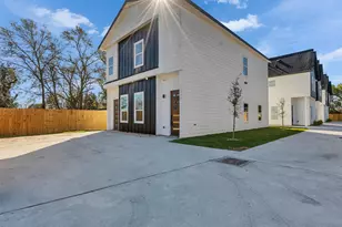 5130 Clover St, Houston, TX 77033 - Photo 3