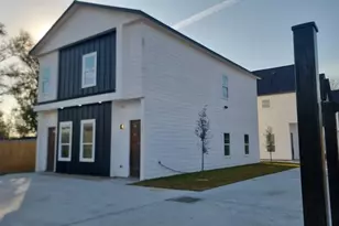 5130 Clover St, Houston, TX 77033 - Photo 1