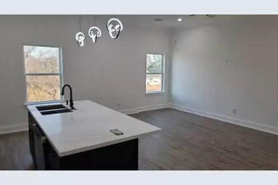 5130 Clover Street #A/B, Houston, TX 77033 - Photo 13