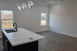 5130 Clover St, Houston, TX 77033 - Photo 13