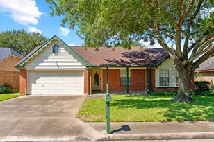 1816 Leissner St, Bay City, TX 77414 - Photo 1