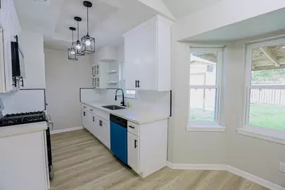 1710 Beaver Bend Road, Houston, TX 77088 - Photo 9