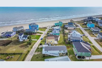 4212 Vista Road, Galveston, TX 77554 - Photo 3