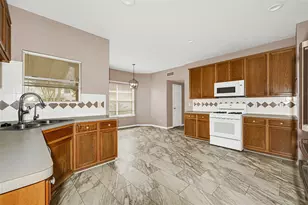 1503 Pine Ridge Ln, Pearland, TX 77581 - Photo 9