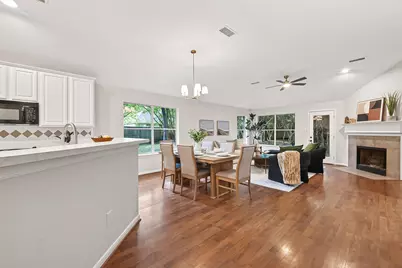 87 N Auburn Path Circle Drive, The Woodlands, TX 77382 - Photo 21