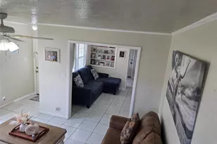 10315 Carthage Dr, Houston, TX 77089 - Photo 3