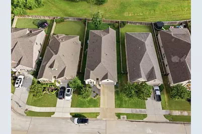 8156 Rosemary Sage Drive, Magnolia, TX 77354 - Photo 3