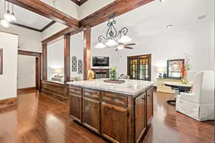 10885 Post Oak Dr, Conroe, TX 77385 - Photo 25