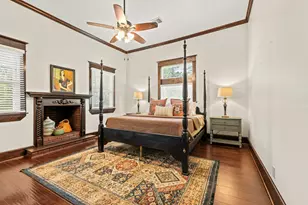 10885 Post Oak Dr, Conroe, TX 77385 - Photo 9