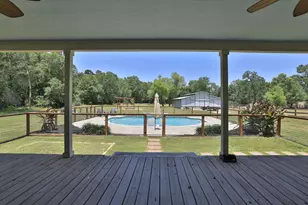 10885 Post Oak Dr, Conroe, TX 77385 - Photo 37