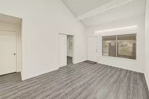 12421 S Dairy Ashford Rd, Houston, TX 77099 - Photo 5