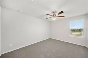 13423 Lucky Bill Ln, Houston, TX 77048 - Photo 7