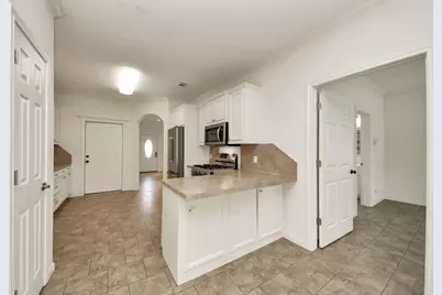 228 Green Leaf Street, Huntsville, TX 77340 - Photo 21