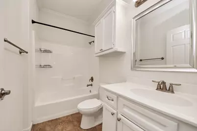228 Green Leaf Street, Huntsville, TX 77340 - Photo 33