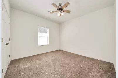 228 Green Leaf Street, Huntsville, TX 77340 - Photo 29