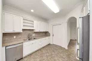 228 Greenleaf St, Huntsville, TX 77340 - Photo 13