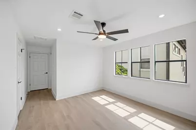2606 Nantucket Drive, Houston, TX 77057 - Photo 21