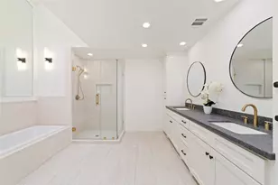 9374 Briar Forest Dr, Houston, TX 77063 - Photo 27