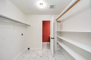 3207 Jorns St, Houston, TX 77045 - Photo 13