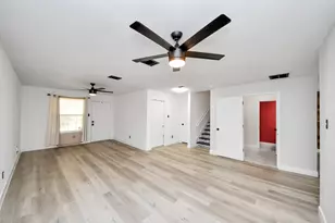 3207 Jorns St, Houston, TX 77045 - Photo 7