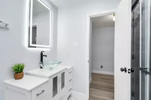 3207 Jorns St, Houston, TX 77045 - Photo 27