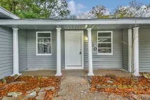 500 Farrer St, Angleton, TX 77515 - Photo 5