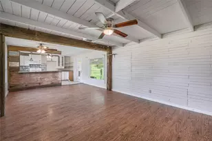 604 Fordtrand St, Ellinger, TX 78938 - Photo 5