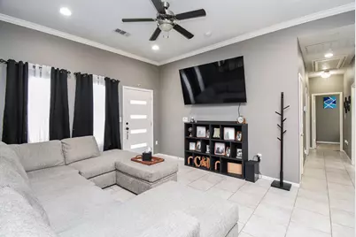 10014 Sierra Drive, Houston, TX 77051 - Photo 3