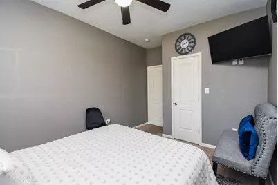 10014 Sierra Drive, Houston, TX 77051 - Photo 13