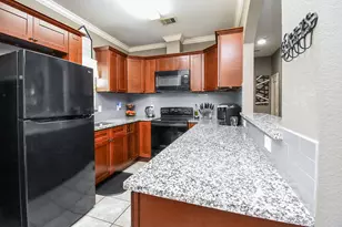 10014 Sierra Dr, Houston, TX 77051 - Photo 7