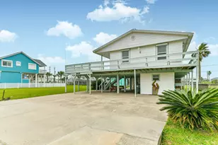 4214 Liberty Dr, Galveston, TX 77554 - Photo 1