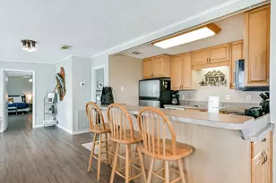 4214 Liberty Dr, Galveston, TX 77554 - Photo 11