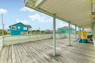 4214 Liberty Dr, Galveston, TX 77554 - Photo 3