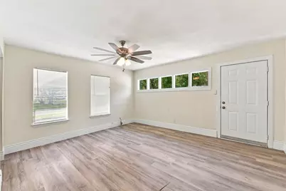 1012 W Hart Avenue, Pasadena, TX 77506 - Photo 5