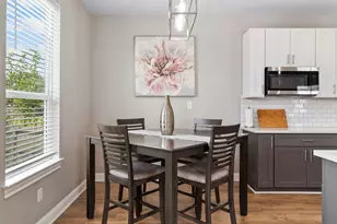 7393 Fairway Dr, Houston, TX 77087 - Photo 13