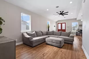 7393 Fairway Dr, Houston, TX 77087 - Photo 15